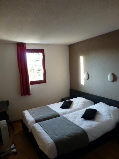Logis Hotel L'Etoile Carcassonne Esterno foto